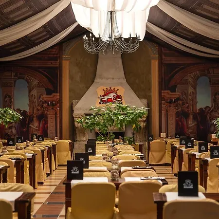 Отель Puchner Kastelyszallo 4*