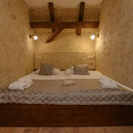 Puchner Kastélyszálló Hotel