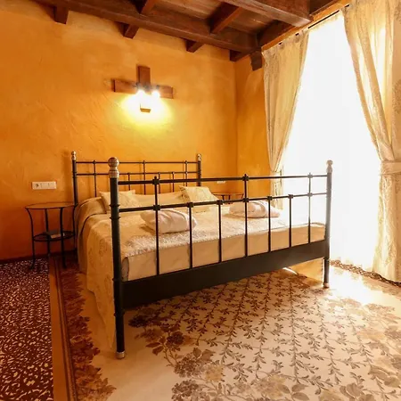 Отель Puchner Kastelyszallo Бикаль