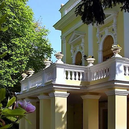 Hotel Puchner Kastélyszálló